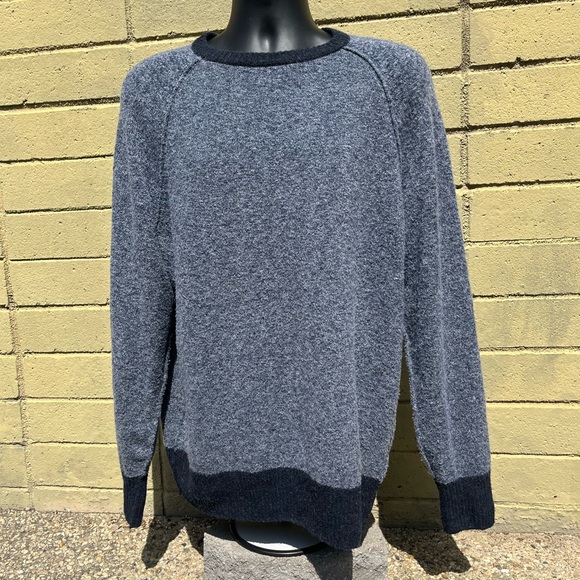 Lightweight Crew Sweater by Frederik Anderson Copenhagen - Picture 13 of 16